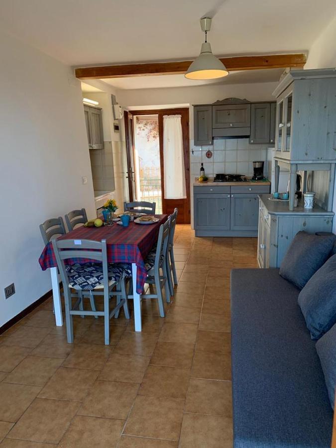 Casa Lisetta, 3-Room Apartment With Lake View Torri Del Benaco Luaran gambar